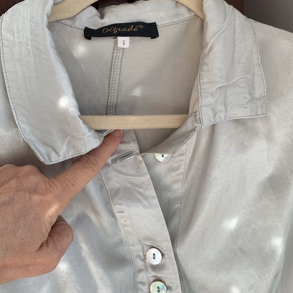 Silver (not too shiny) rad top with pockets. Degrade size M/L - Picture 4 of 9